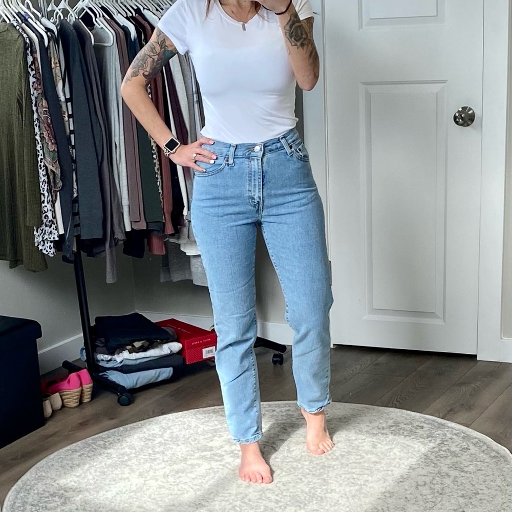 Levi’s slim tapered 512